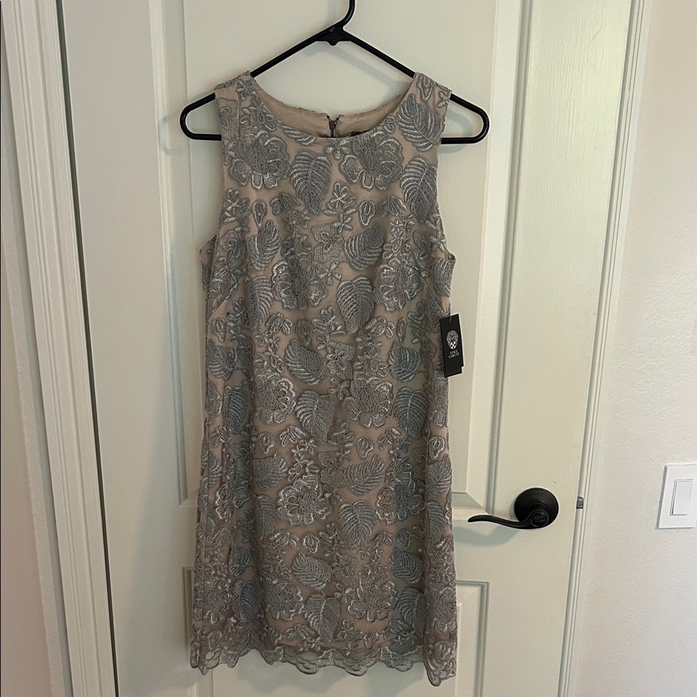 NWT Vince Camuto Floral Lace Mini Dress in Silver and Taupe